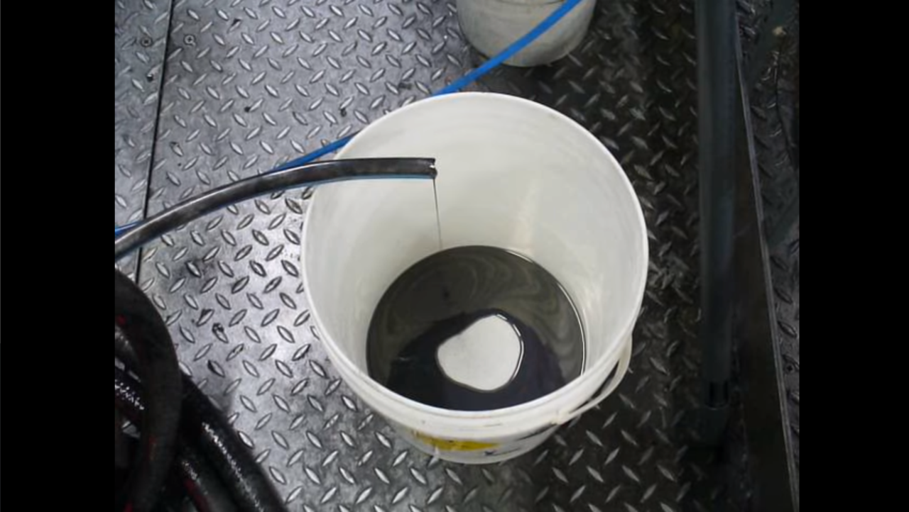Séparation d’huile étrangère sur séparateur centrifuge STA S-15